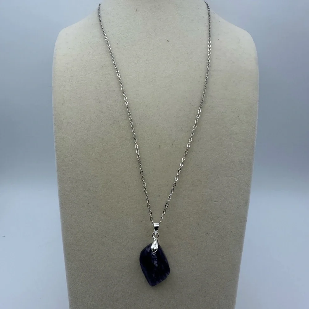 Chaorite Leaf Shaped Pendant Necklace on Copper Bail and Chain